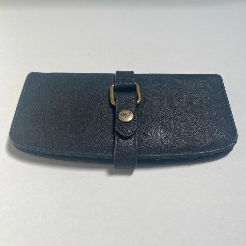 Roxy brand wallet